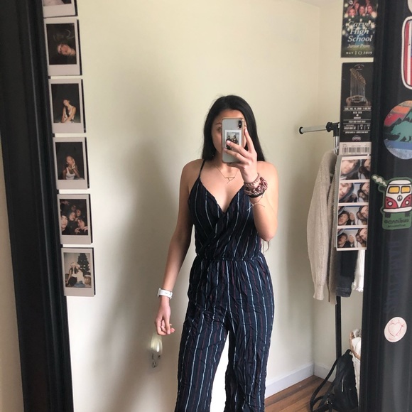 jumpsuit - Picture 2 of 2